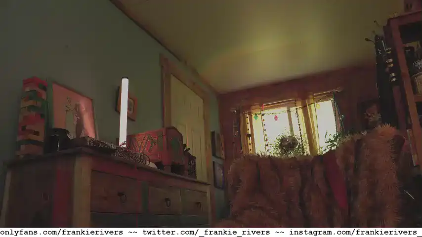 Frankie_Rivers - Chaturbate Live Video Recording - 2025 01-21 18:28:47