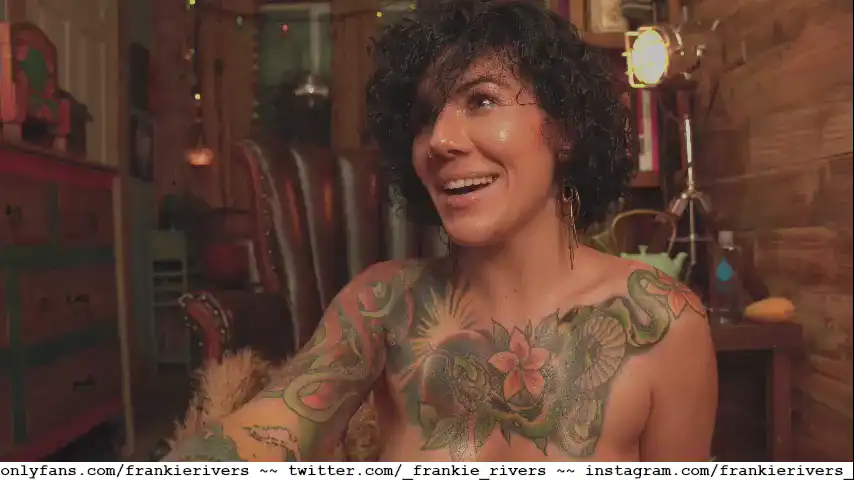 Frankie_Rivers - Chaturbate Record Video - 2025 02-03 06:01:43