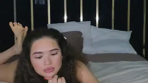 Denise-Garcia - Flirt4Free Live Video Recording - 2025 01-08 14:31:45