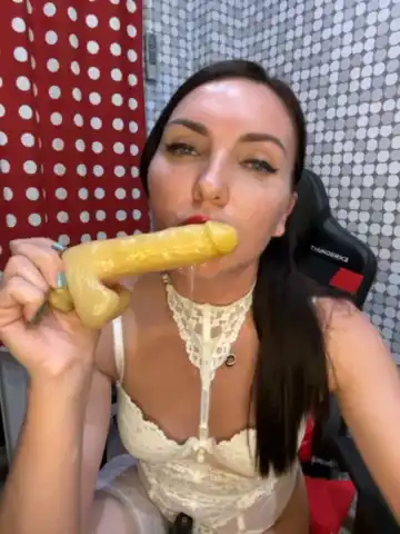 Divora - Bongacams Hot Show Video - 2025 03-04 00:34:00