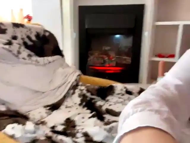 Dreams4U - Stripchat Record Video - 2025 02-10 23:45:00