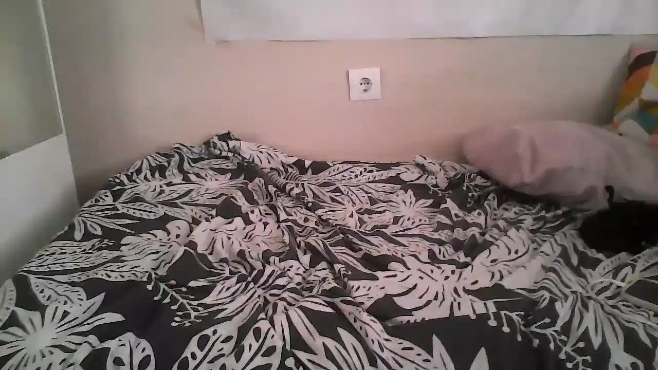 Dubailove - Amateur.tv Private Video - 2025 03-03 09:23:35