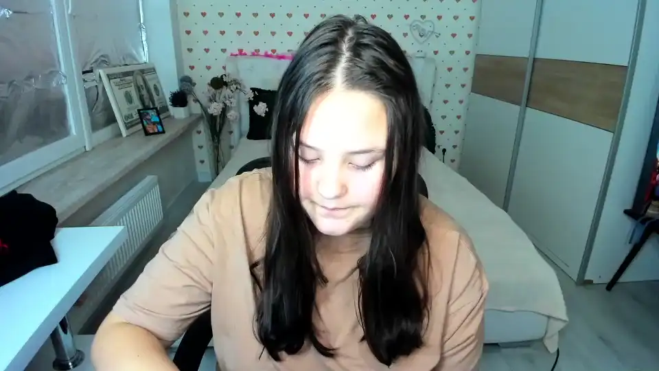 Elina_Tracy - Chaturbate Free Video - 2025 01-10 20:28:39