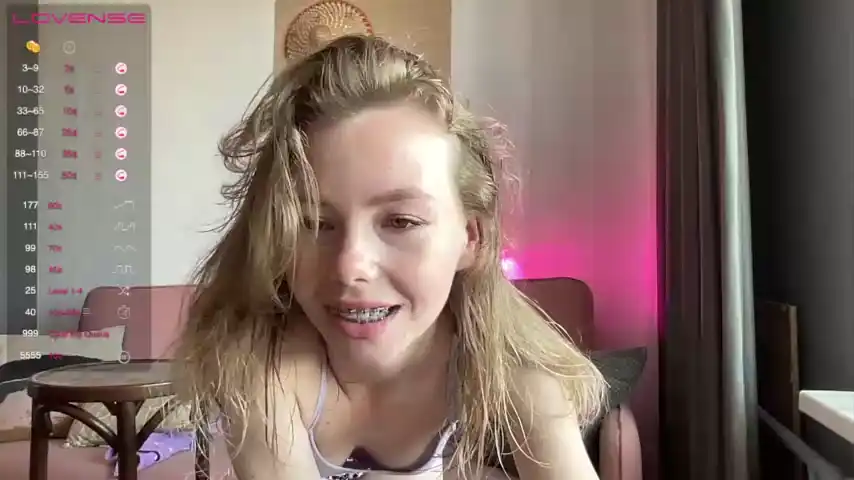 Elli_Harmon - Chaturbate Live Video Recording - 2025 02-08 18:01:26