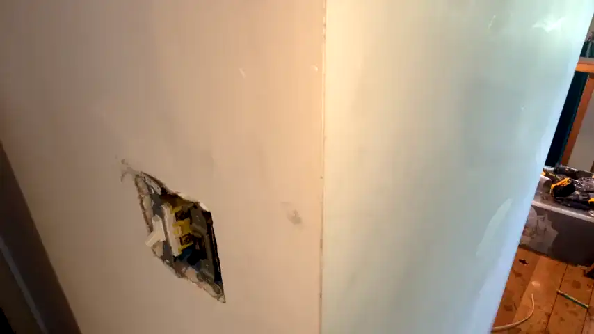 Emersoncane - Chaturbate Record Video - 2025 05-01 01:50:14