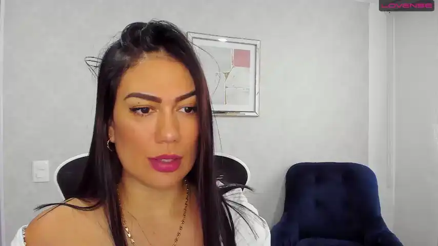 Emillybrowm - Chaturbate Record Video - 2025 03-06 09:45:29