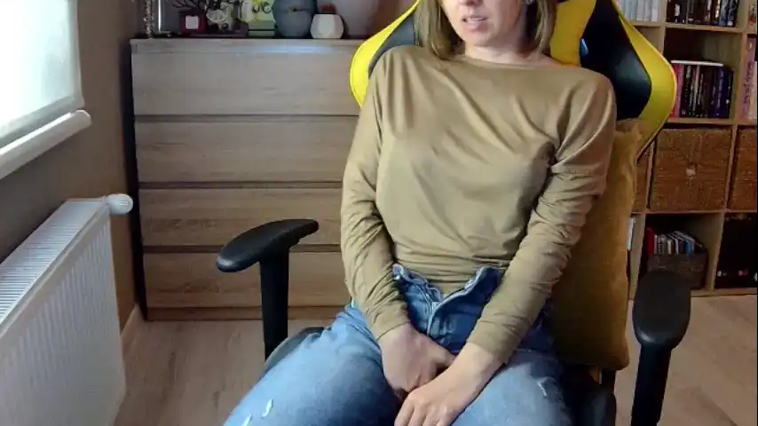 Erotic_Vibe - Chaturbate Live Video Recording - 2025 05-05 02:06:11