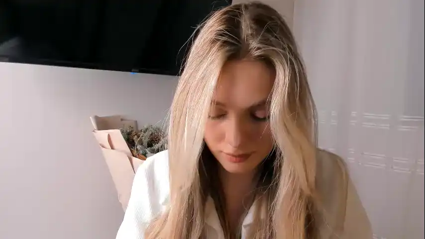 Esmahastey - Chaturbate Free Video - 2025 02-02 16:49:24