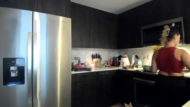 Esmeralda_Bel - Myfreecams Record Video - 2025 04-03 09:24:17