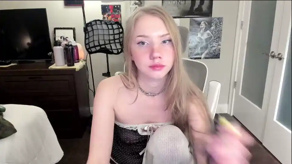 Eve003300 - Chaturbate Record Video - 2025 03-10 02:06:04
