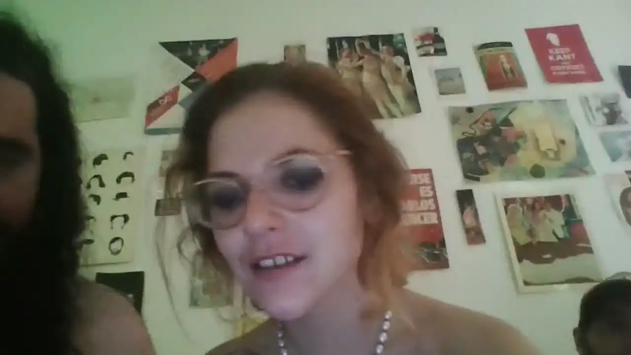 Fairyonacid - Amateur.tv Free Video - 2025 01-09 09:15:35