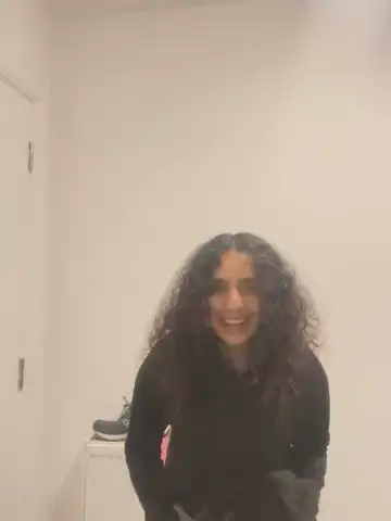Fayfay2002 - Stripchat Live Video Recording - 2025 01-06 06:35:36