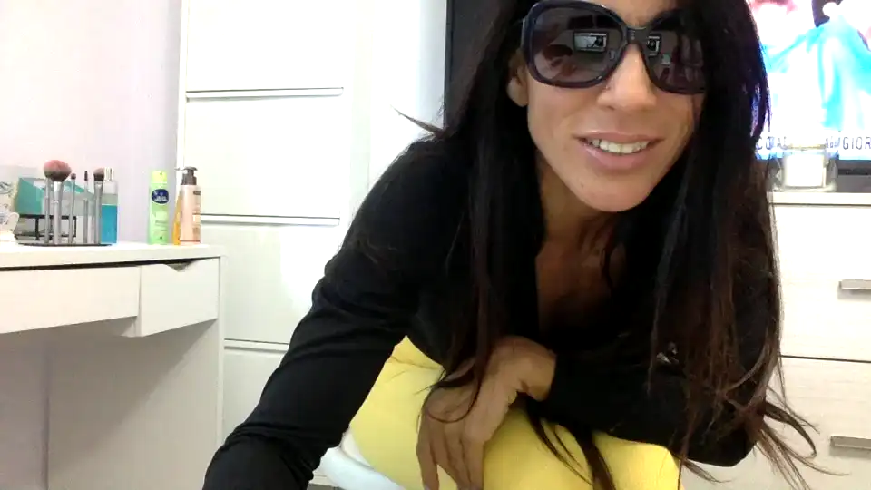 Fragile7883 - Cam4 Record Video - 2025 05-08 01:31:04