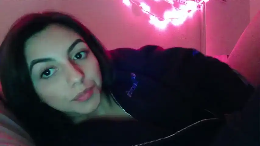 Genesismoselle - Chaturbate Free Video - 2025 03-08 02:18:06