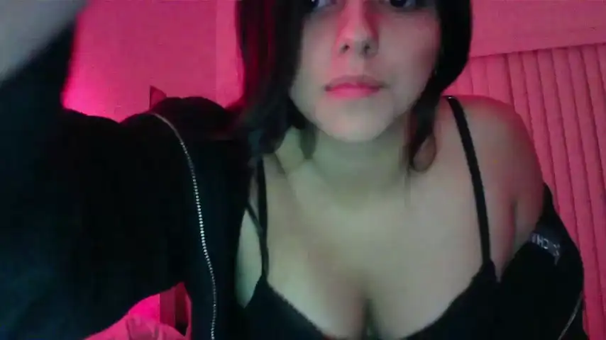 Genesismoselle - Chaturbate Free Video - 2025 05-07 09:46:23