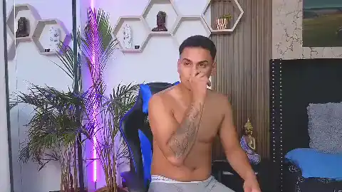 Georgina-And-Makalis - Flirt4Free Live Video Recording - 2025 04-04 27:26:29