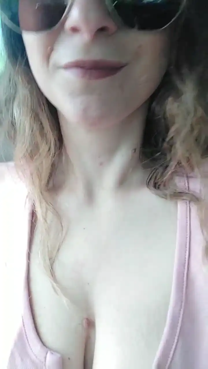 Girlbomb90 - Cam4 Live Video Recording - 2025 04-09 13:41:02