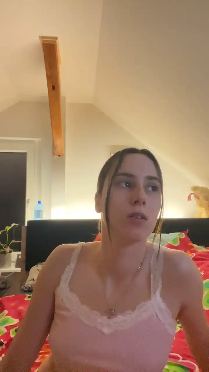 Guiltyprincess - Cam4 Live Video Recording - 2025 02-05 09:08:49