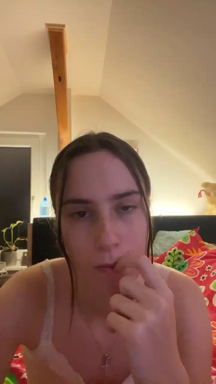 Guiltyprincess - Cam4 Private Video - 2025 03-01 01:30:35