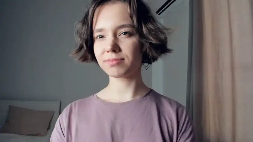 Gummybubble - Chaturbate Live Video Recording - 2025 01-22 11:28:32